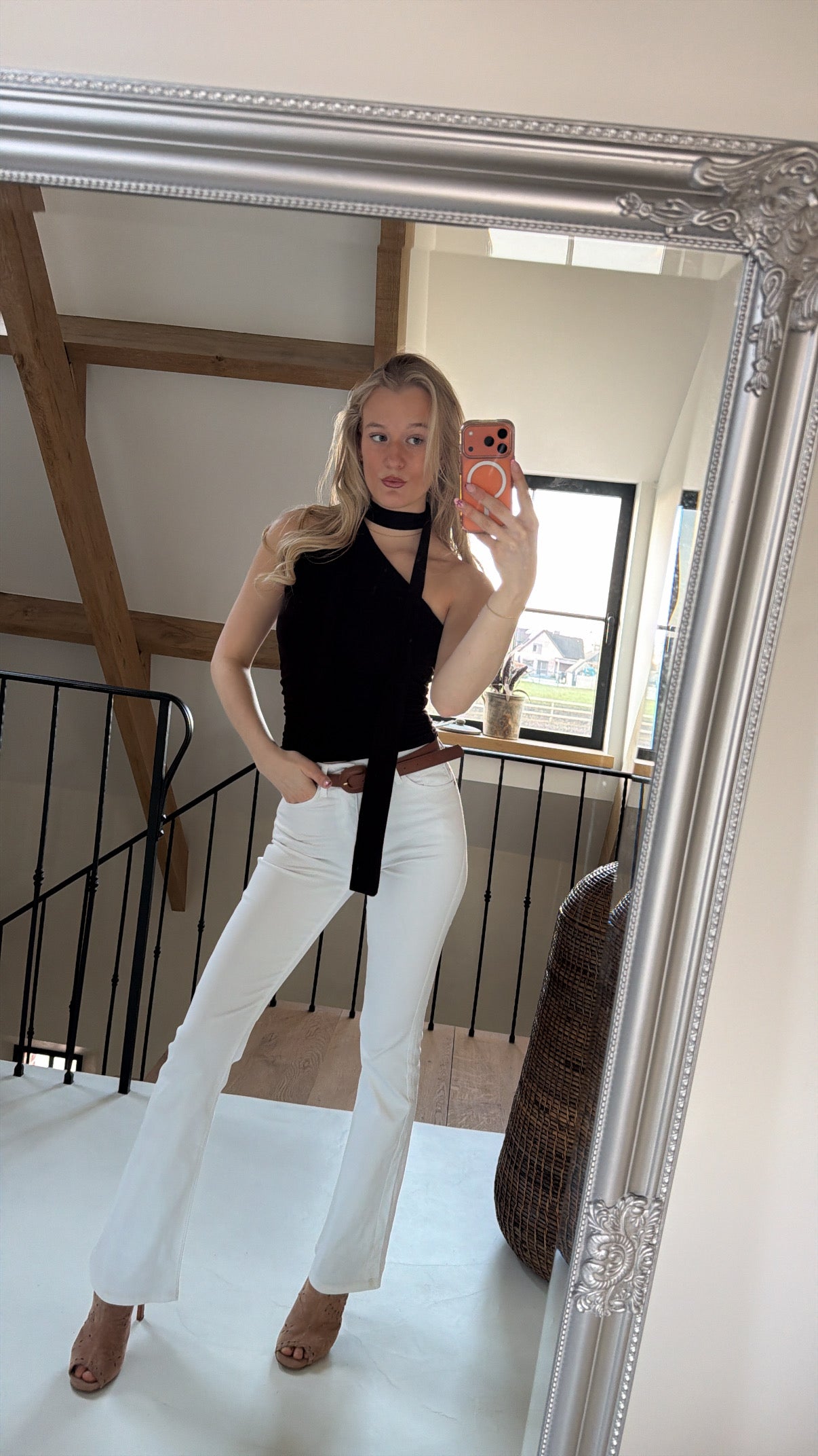 Double layered scarf detail strechy top