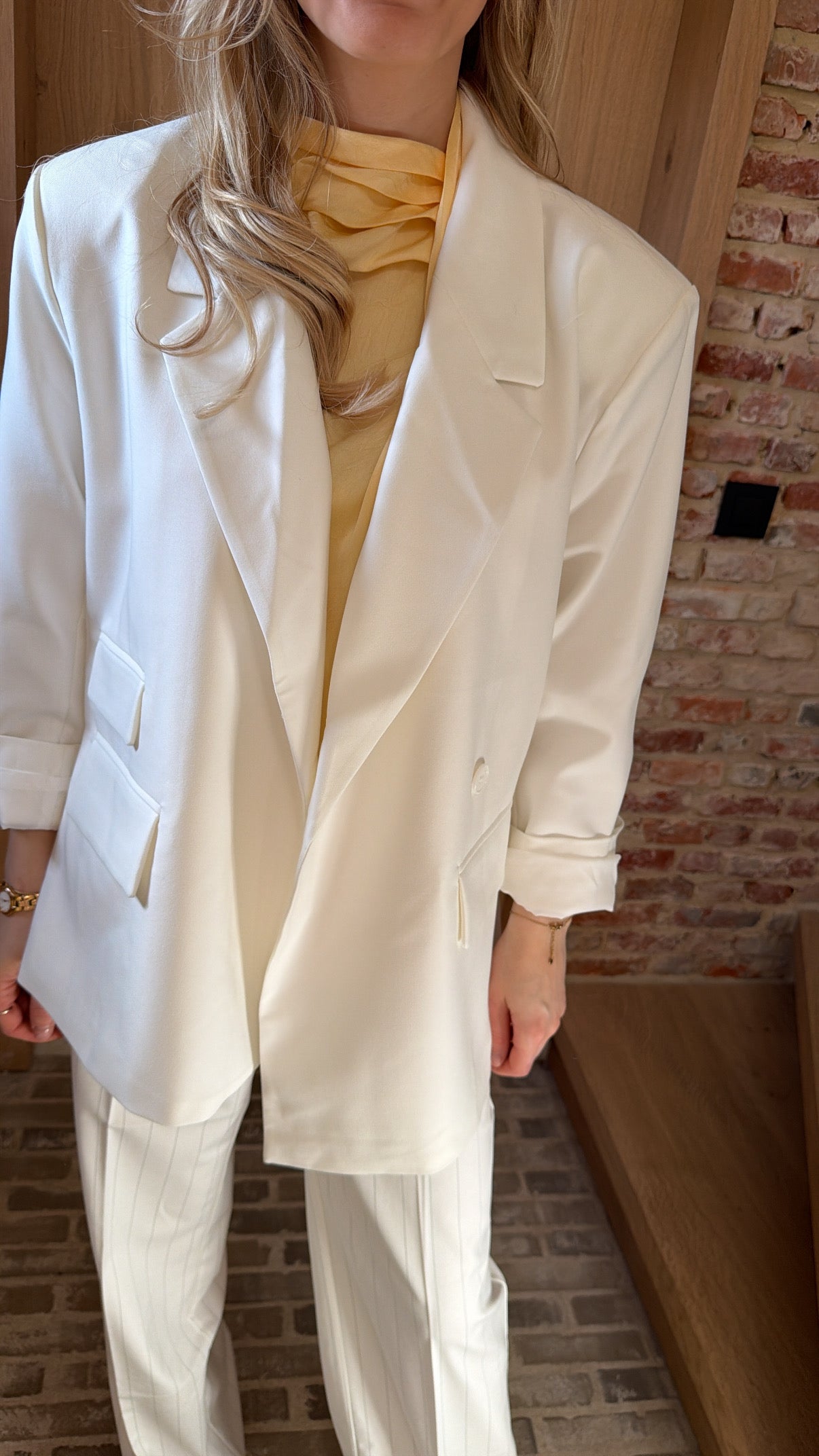 White oversized blazer