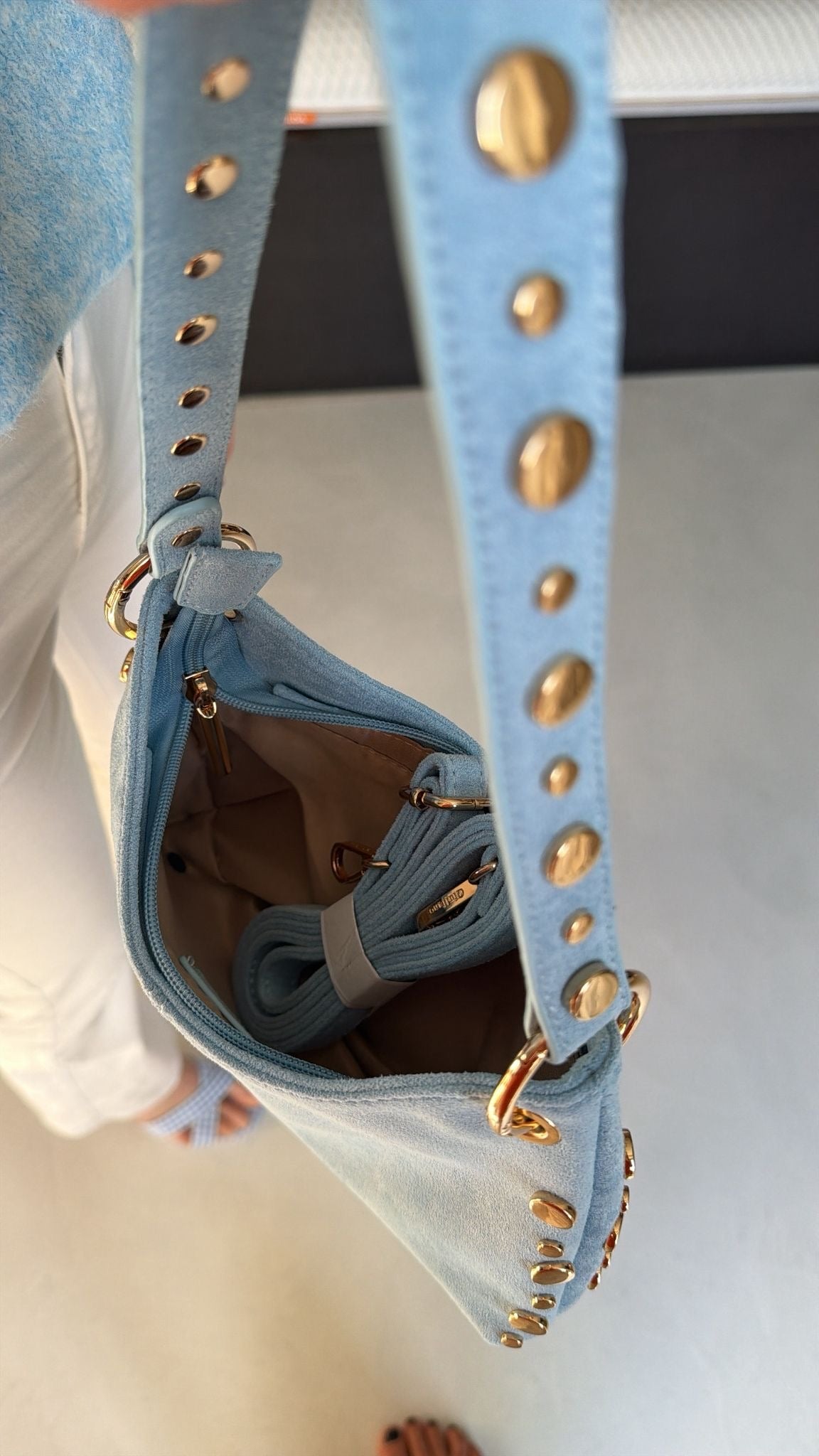 Baby bleu handbag