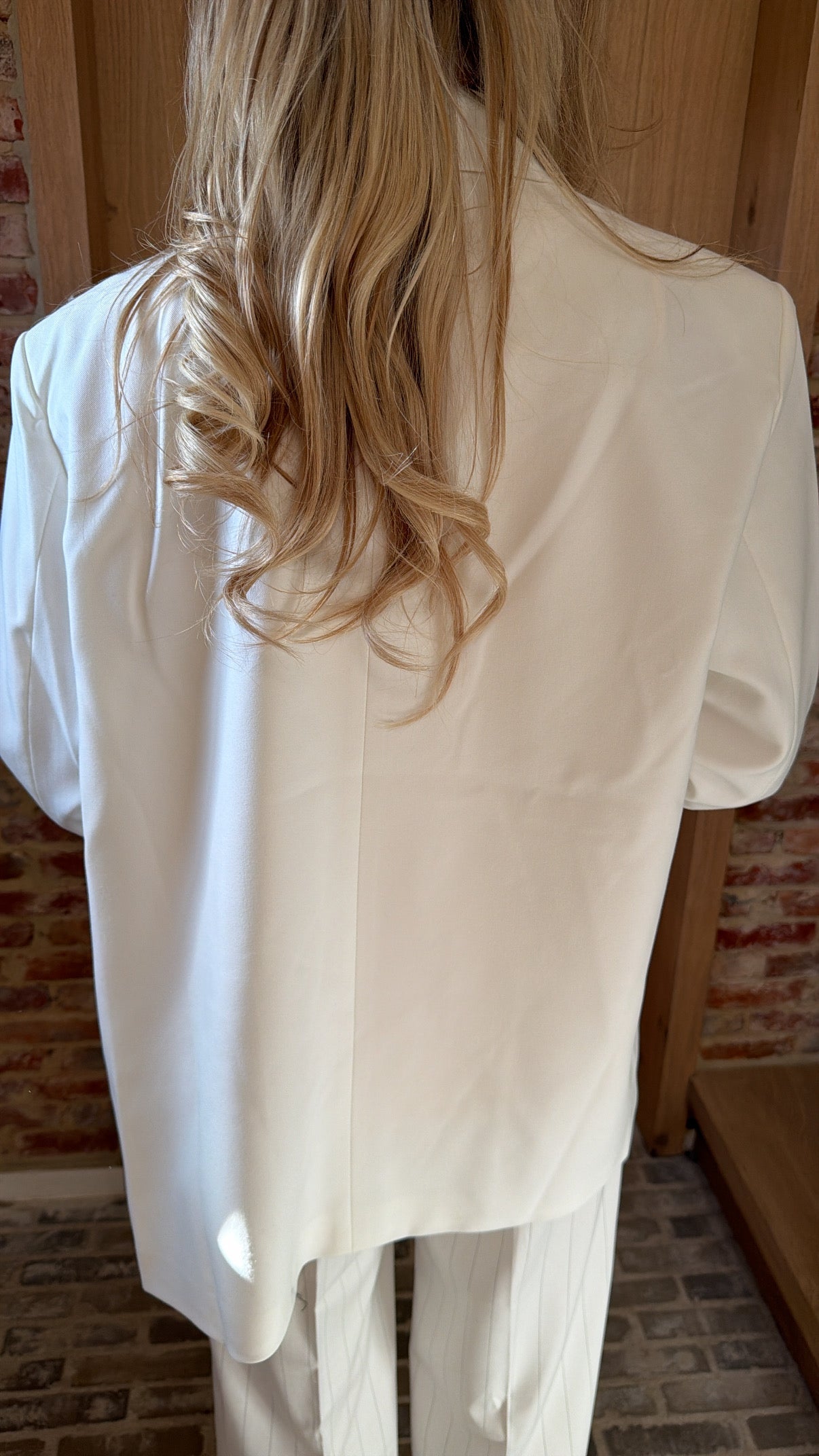 White oversized blazer