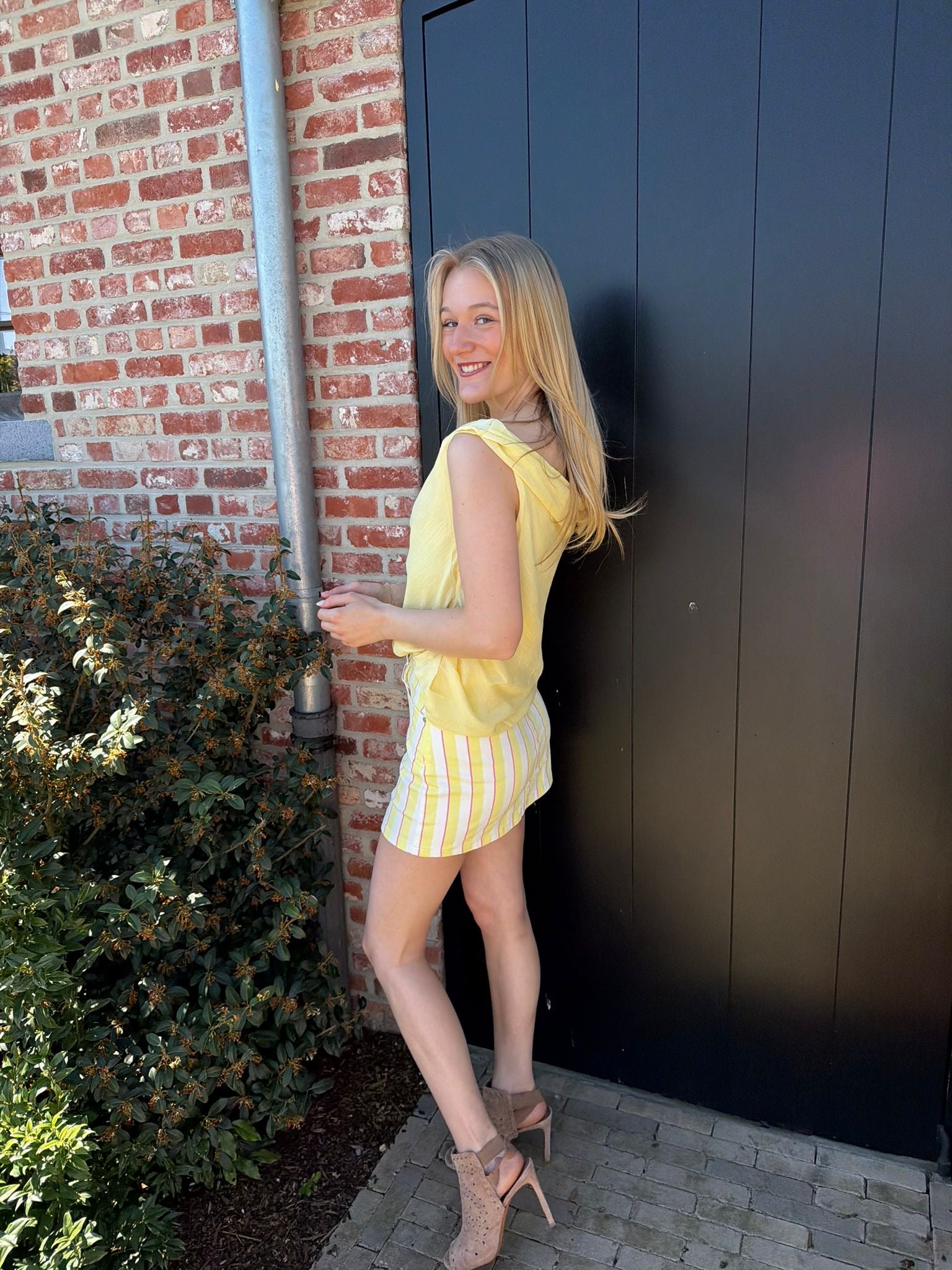 Striped skirt in yellow