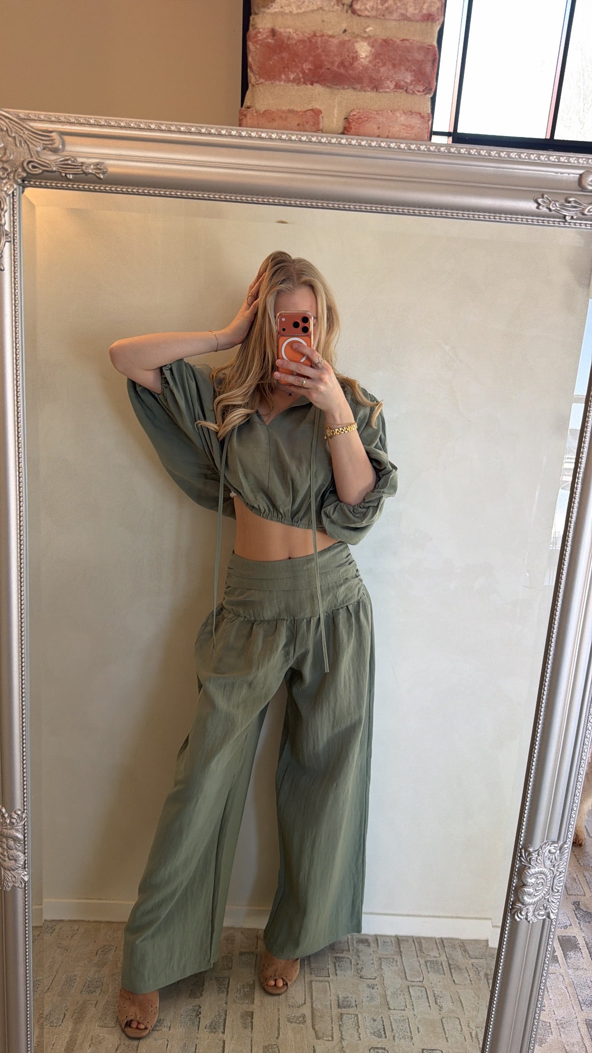 2-piece set in khaki