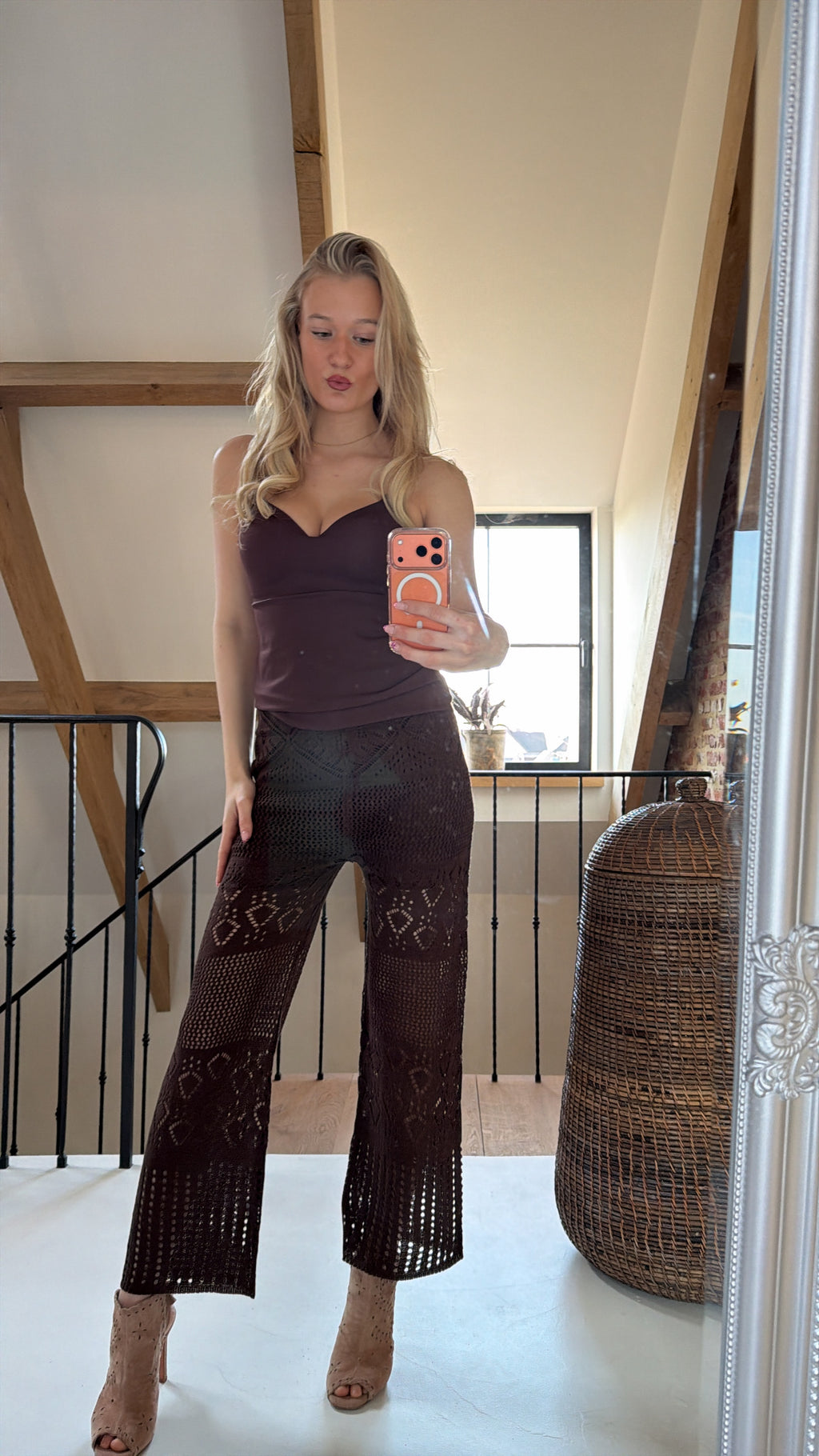 Padded cups in soft fabric top