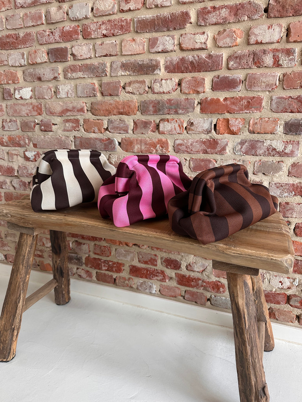 Toiletry bag brown