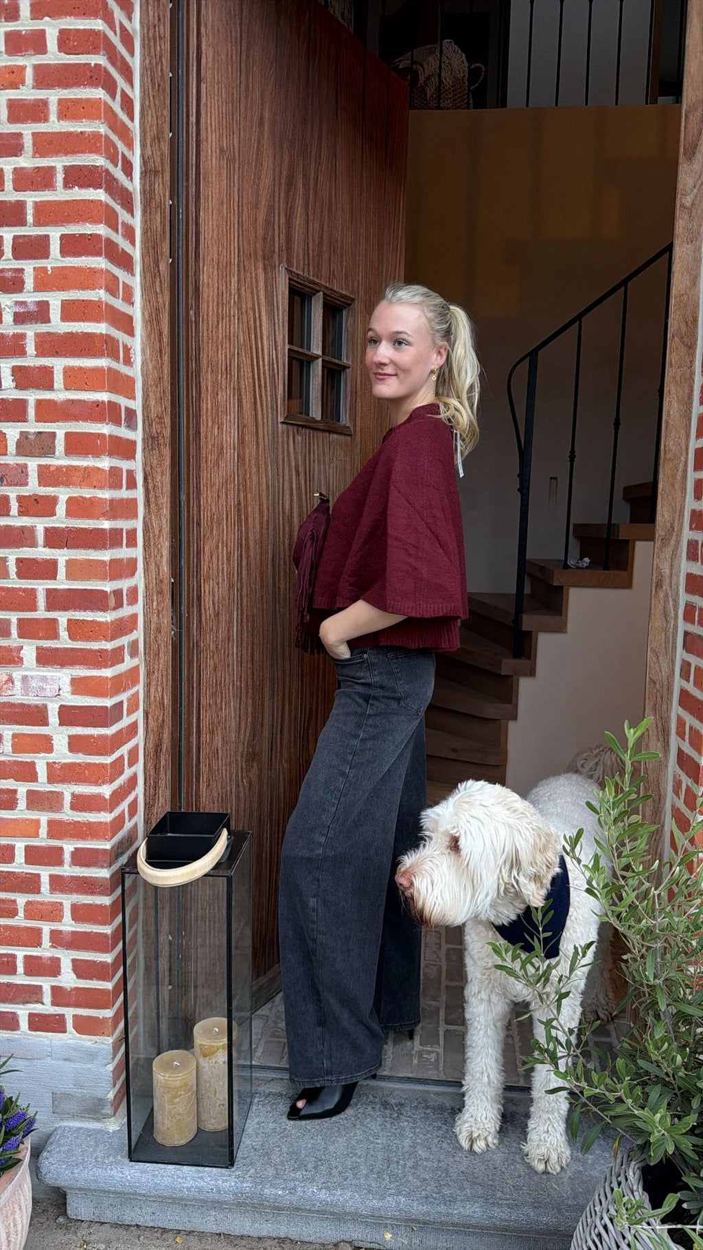 Cardigan cape