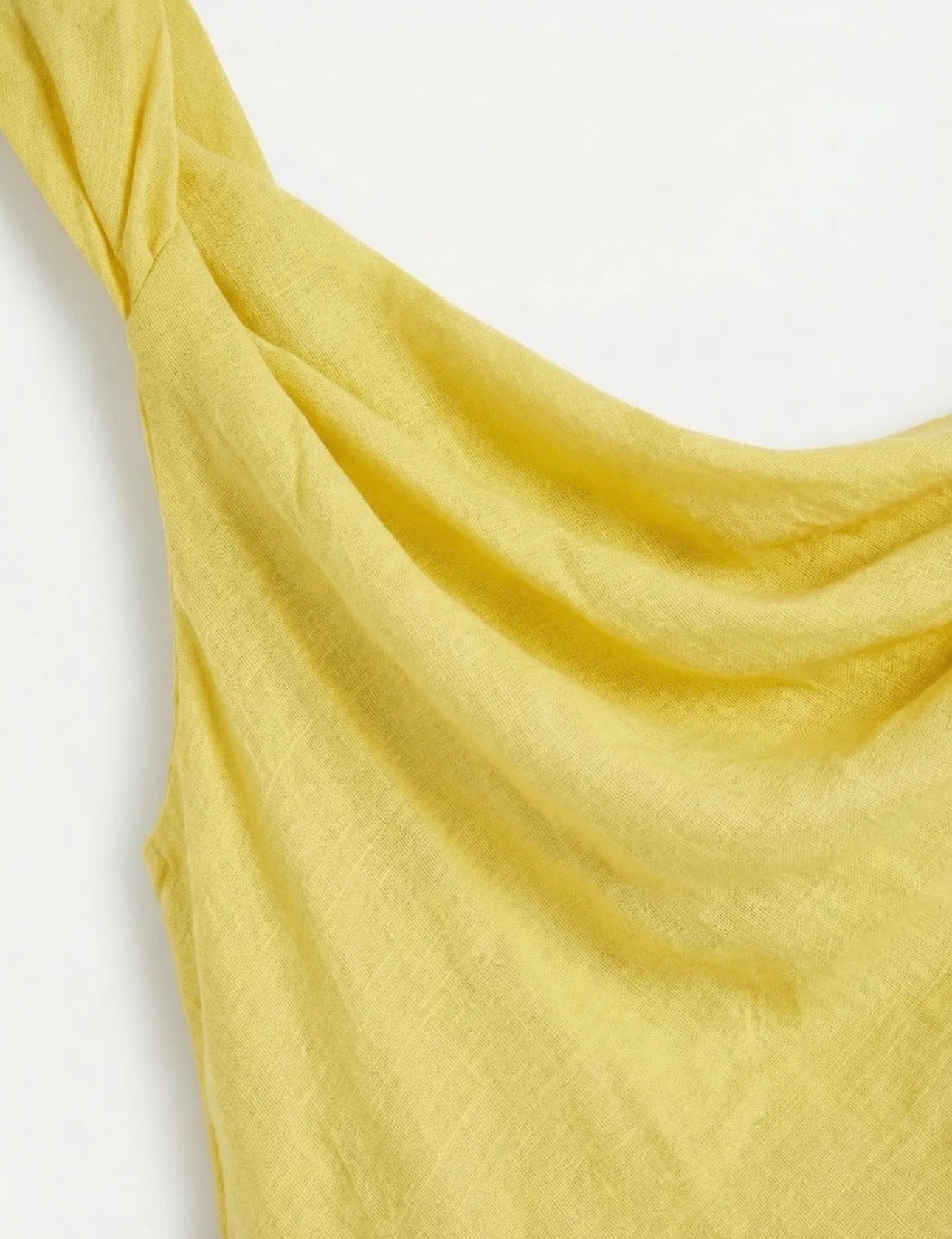 Yellow top Sisi