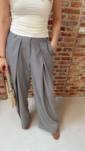 Flowy pleated highwaisted pand